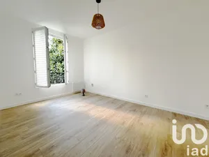 Apartment at Paris (75018)