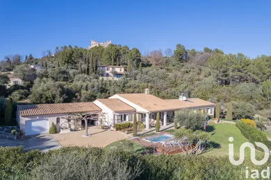 Traditional house at Tourrettes (83440)