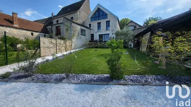 House at Montainville (78124)