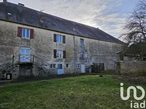 Building at Vaite (70180)