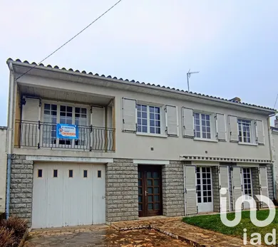 Maison à Châtillon-sur-Thouet (79200)