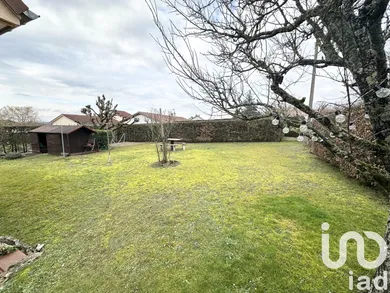 House at Belleneuve (21310)