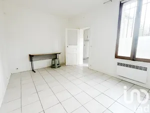 Apartment in Saint-Denis (93200)