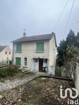 Maison traditionnelle à Château-Thierry (02400)