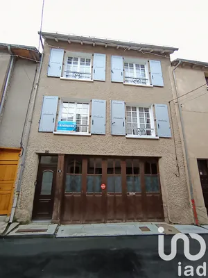 Maison à Chaudes-Aigues (15110)