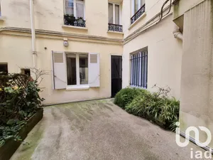 Studio à Paris (75011)