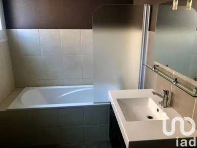 Appartement à Lourdes (65100) — 8/23