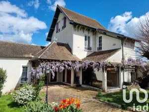 Maison à Villeneuve-la-Guyard (89340)