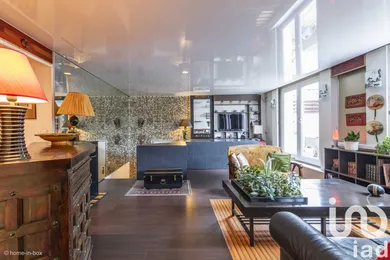 Duplex at Joinville-le-Pont (94340)
