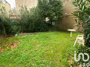 Apartment at Roujan (34320)