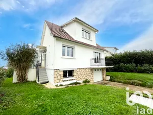 Maison traditionnelle à Maffliers (95560)