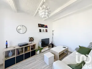 Immeuble à Solliès-Pont (83210)