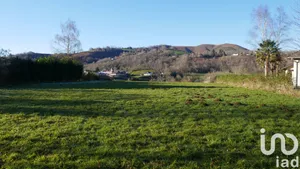 Building plot at Issor (64570)