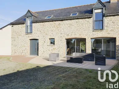 Park home at Tinténiac (35190)