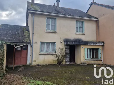 Maison traditionnelle à Le Puy-Notre-Dame (49260)