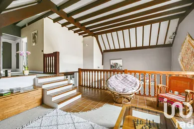 Detached house at Bondy (93140)