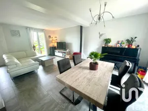 House at Linas (91310)