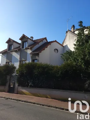 Maison à Vélizy-Villacoublay (78140)