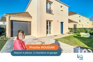 Maison à Tacoignières (78910)