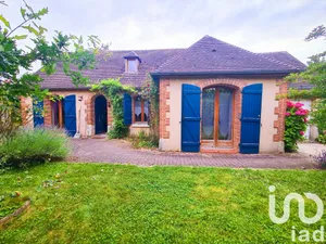 House in Fontaine-la-Guyon (28190)