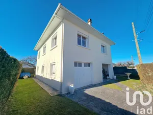Traditional house at Aureilhan (65800)