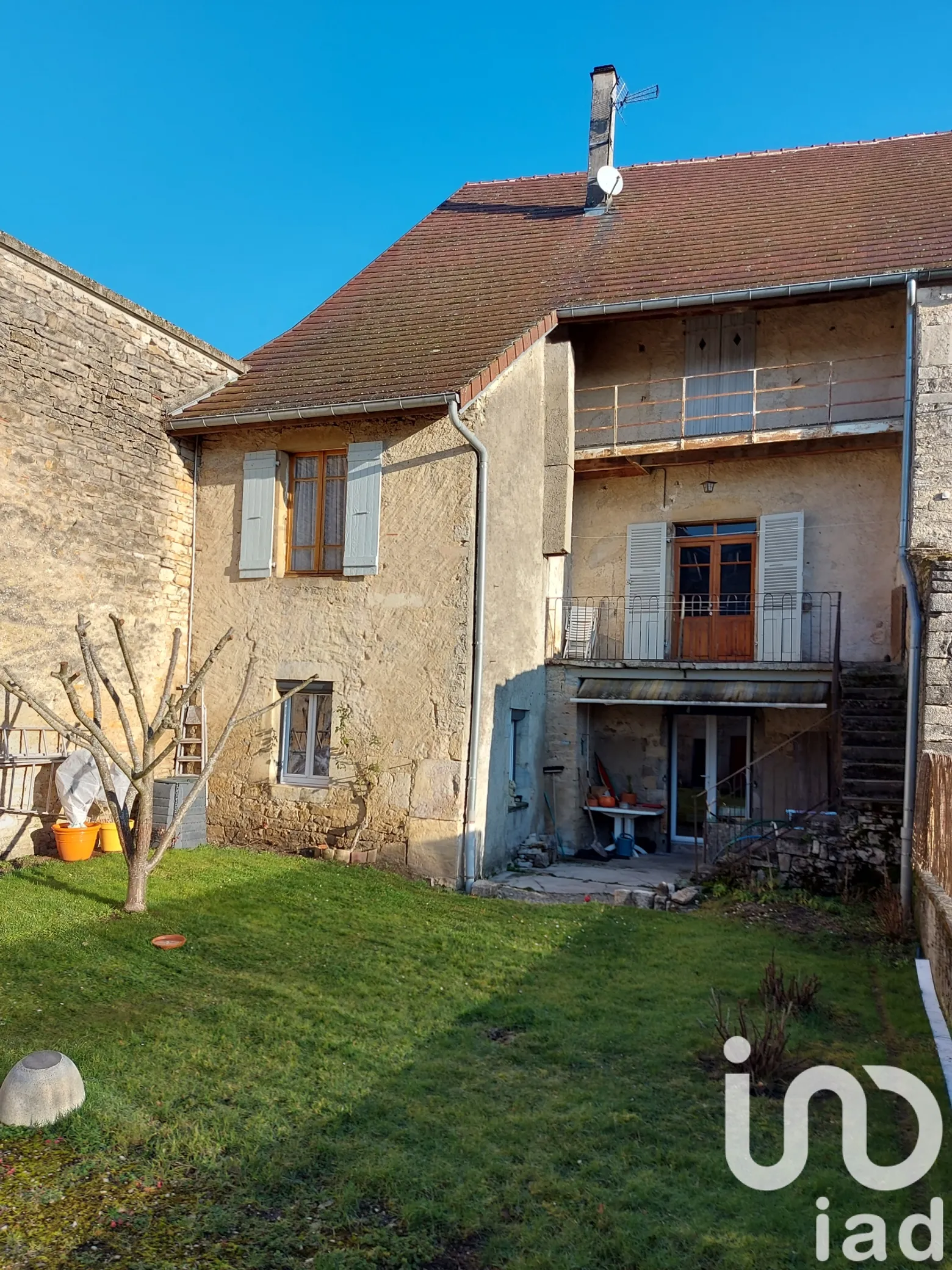 maison à Orgelet