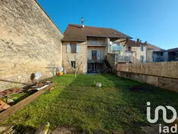 Townhouse in Orgelet (39270)