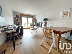 Apartment at Issy-les-Moulineaux (92130)