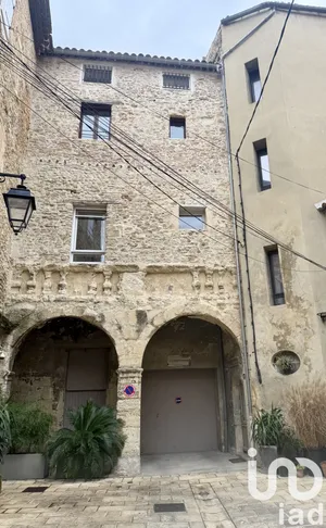 Apartment at Orange (84100)