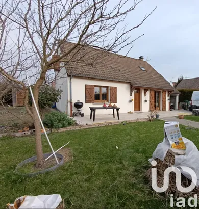 Detached house at Saint-André-les-Vergers (10120)