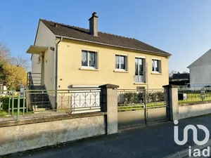 Traditional house at Vic-sur-Aisne (02290)