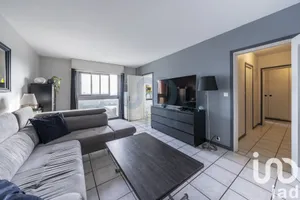 Apartment at Chevilly-Larue (94550)