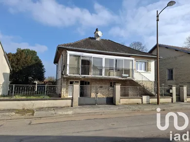 Village house at Montigny-sur-Aube (21520)