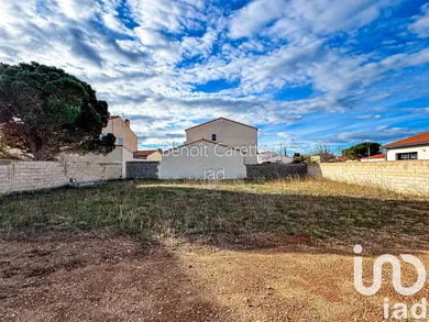 Terrain à bâtir à Salses-le-Château (66600)