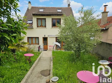 Detached house in Noisy-le-Sec (93130)