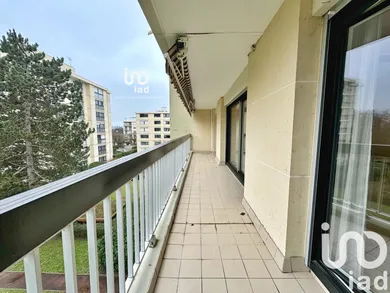 Apartment at Rueil-Malmaison (92500)