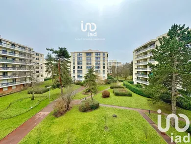 Apartment in Rueil-Malmaison (92500)