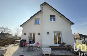 Traditional house at Assenay (10320)