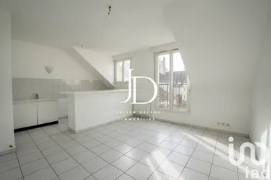 Apartment at Dammartin-en-Goële (77230)