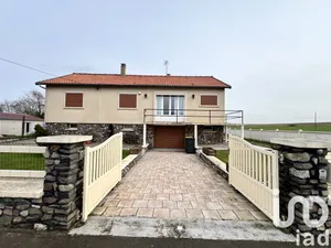 House at Senarpont (80140)