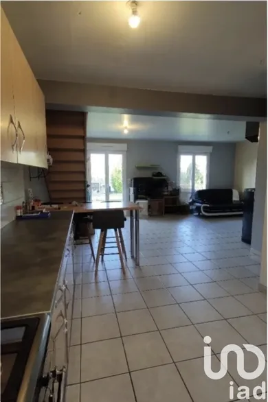 Maison à Étréchy (51130) — 2/14