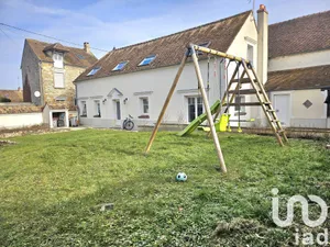 House at Échouboulains (77830)