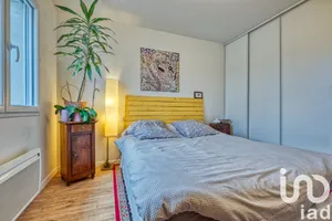 House at Cenon (33150)