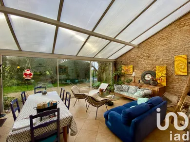 Mansion in Nanteuil (79400)