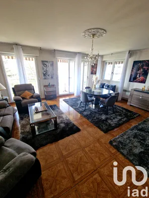 Appartement à Évry (91000)