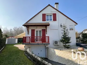Maison traditionnelle à Gretz-Armainvilliers (77220)