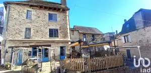 Building at Saint-Yrieix-la-Perche (87500)