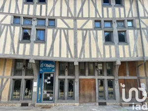 Apartment at Troyes (10000)