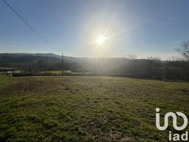 Terrain à bâtir à SAINT BONNET LA RIVIERE (19130)