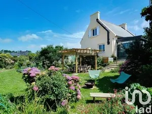 Maison traditionnelle à Tréflez (29430)